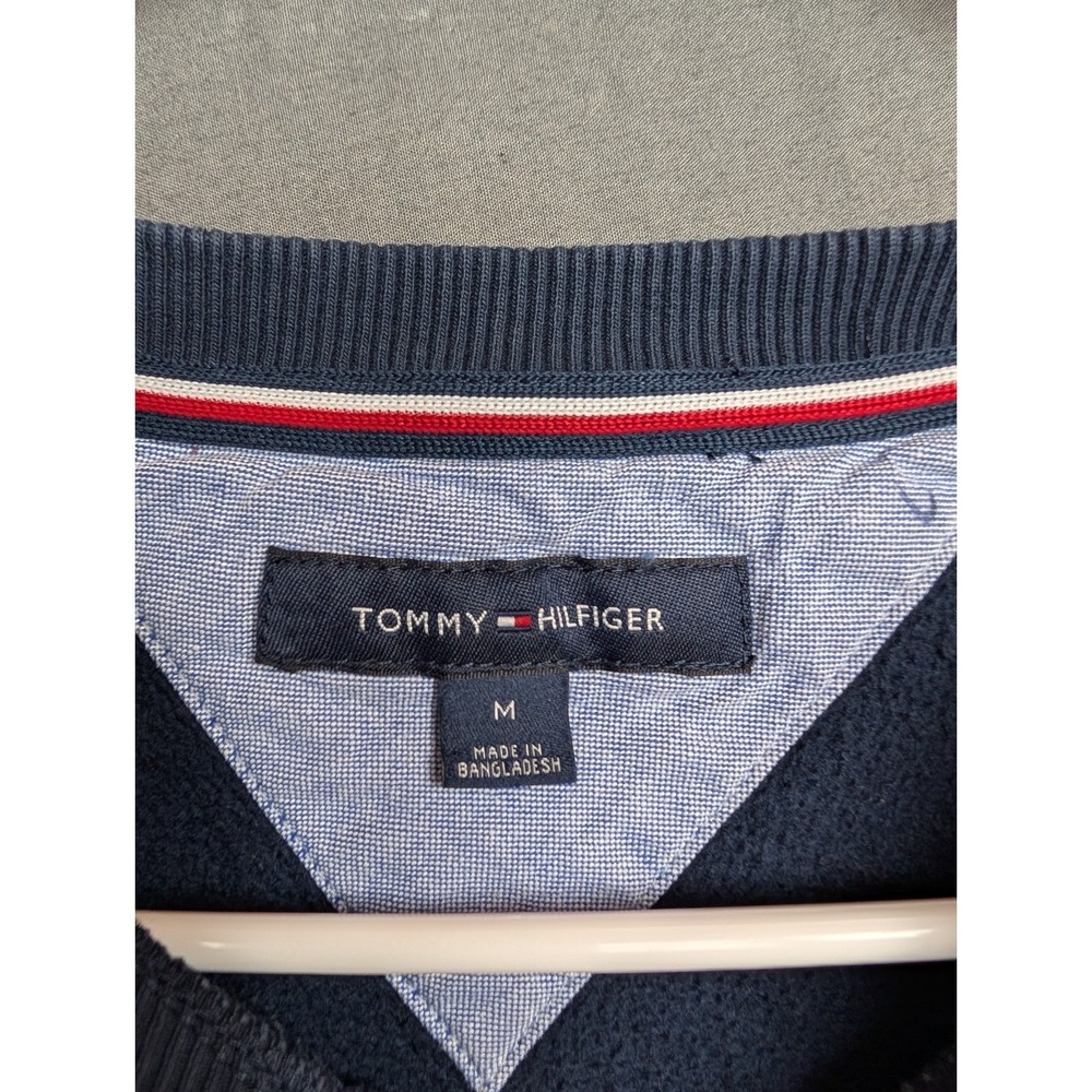 Tommy Hilfiger Men's Crewneck Sweatshirt Color Navy Blue  Size Medium - Picture 3 of 9